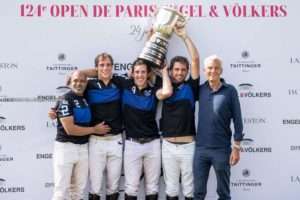 Sainte Mesme shines in Paris