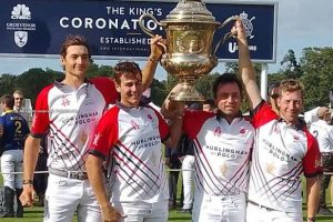 Inglaterra ganó la King’s Coronation Cup